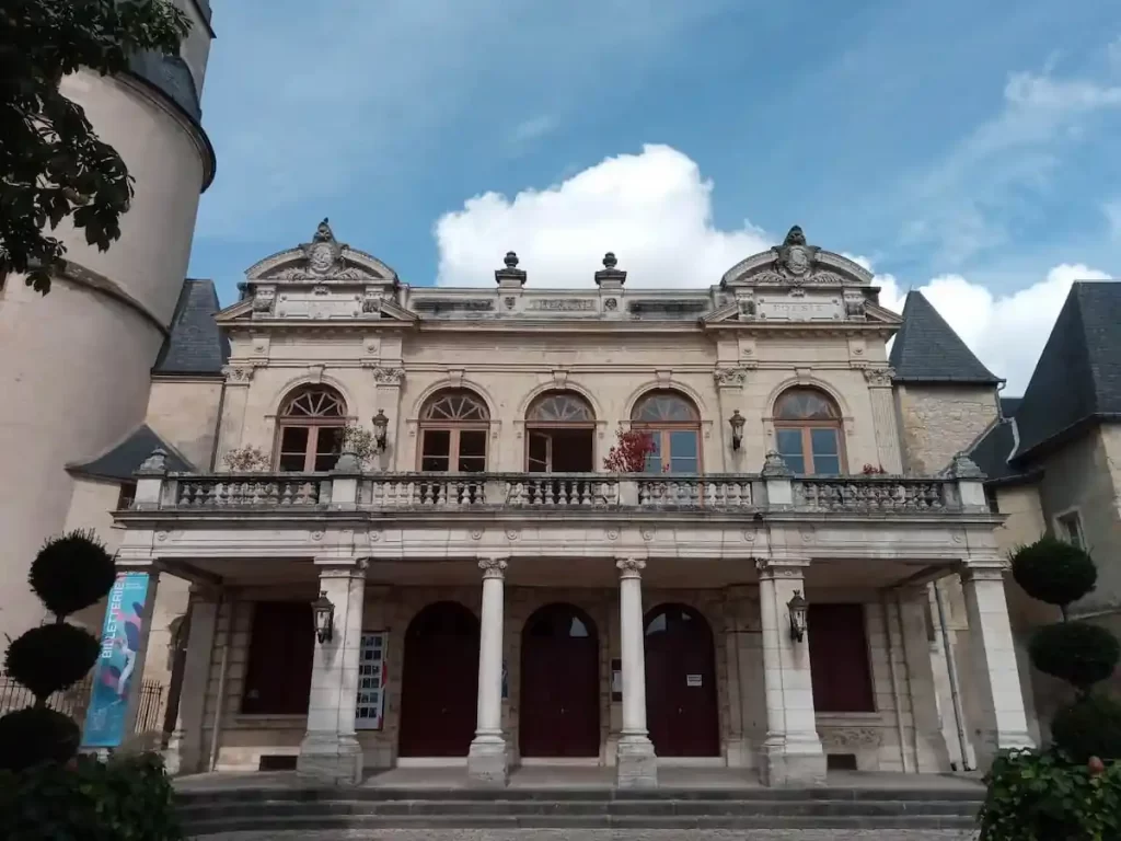 ヌヴェールの歌劇場　Théâtre de Nevers